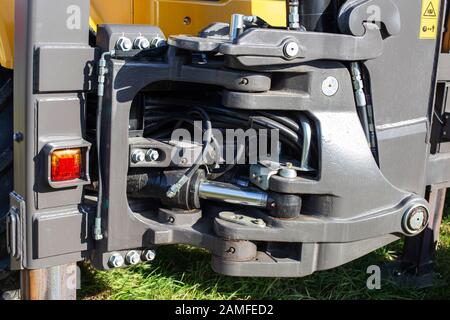 Hydraulikmechanismus an Baumaschinen zum Befahren eines Eimers auf einem Bagger, Industrie Stockfoto