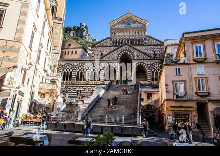 Kathedrale des heiligen Andreas, der Apostel, Amalfi, Provinz Salerno, Italien Stockfoto