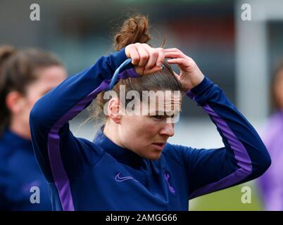 London, ENGLAND - 12. Januar: Emma Mitchell von Tottenham Hotspur Ladies während des Vorspiels während der Barclays FA Women's Super League zwischen Tottenham Hotspur und West Ham United im Hive Stadium, London, Großbritannien am 12. Januar 2020. (Foto von AFS/Espa-Images) Stockfoto