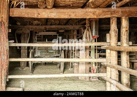 Barn and Carriage, Hubbell Trading Post National Monument, Ganado, Arizona USA Stockfoto