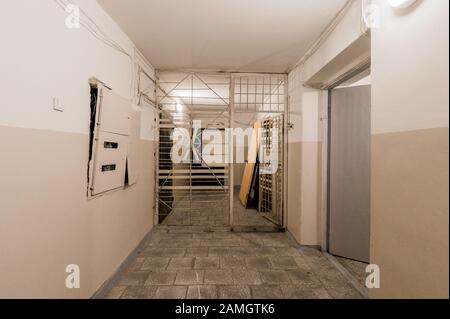 Russland, Moskau - 08. September 2019: Öffentlicher Platz im Inneren, Treppe Stockfoto