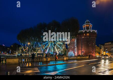 Le Castillet in Perpignan am Weihnachtsabend, Frankreich Stockfoto