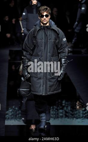Mailand, Italien. Januar 2020. Mailand, Italien. Januar 2020. Milan Fashion Week, Man Fall Winter 2020/2021. Milan Herren Mode Herbst Winter 2020/21. Kredit: Unabhängige Fotoagentur Srl/Alamy Live News Credit: Unabhängige Fotoagentur Srl/Alamy Live News Stockfoto