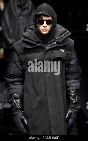 Mailand, Italien. Januar 2020. Mailand, Italien. Januar 2020. Milan Fashion Week, Man Fall Winter 2020/2021. Milan Herren Mode Herbst Winter 2020/21. Kredit: Unabhängige Fotoagentur Srl/Alamy Live News Credit: Unabhängige Fotoagentur Srl/Alamy Live News Stockfoto