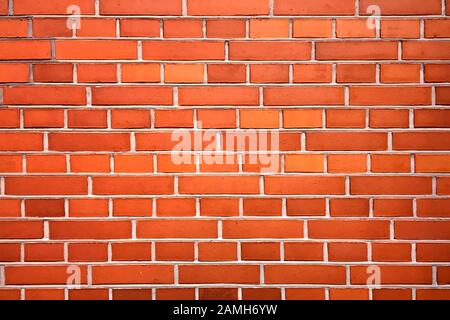 Hintergrund aus altem rotem Backstein, breites Panorama der Mauerstruktur Stockfoto