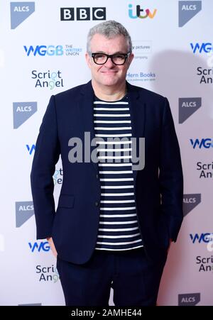 Jonathan Harvey kommt zu Den Writers' Guild Awards 2020, die am Royal College of Physicians, London, abgehalten werden. Stockfoto