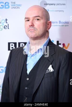 Antony Johnston kommt zu Den Writers' Guild Awards 2020, die am Royal College of Physicians, London, abgehalten werden. Stockfoto