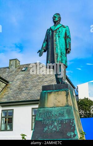 Ministerpräsident Hannes Hafstein Erste Premierministerin Statue Das Kabinett Ministerpräsident Büro Reykjavik Island. Statue 1931 Geschaffen Stockfoto