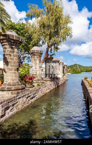 Segeln Sie Loft Pillars, Nelson's Dockyard, Antigua, West Indies, Karibik Stockfoto