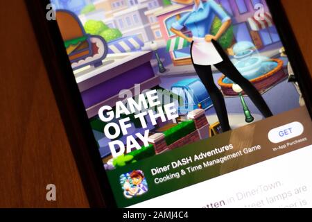 Petersburg, Russland - 10. Januar 2020: Game of the Day Page im App-Store, Illustrative Editorial Stockfoto