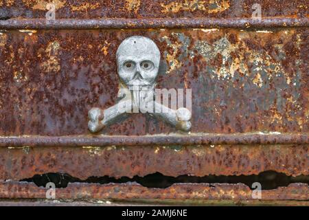 Auswahl von Grabsteinen und Skulpturen an der Recoleta Cemetry in Buenos Aires. Stockfoto