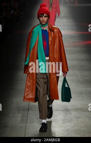 Mailand, Italien. Januar 2020. MSGM Herbst/Winter 2020/2021 Start- Und Landebahn während der Mailänder Fashion Week Men'Äôs Januar 2020 - Mailand, Italien 12/01/2020 weltweite Nutzung Credit: Dpa/Alamy Live News Stockfoto