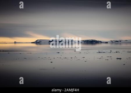 Meereis, Packeis und Landschaften, Franz Josef Land Stockfoto