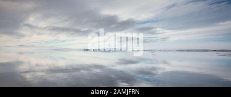 Meereis, Packeis und Landschaften, Franz Josef Land Stockfoto