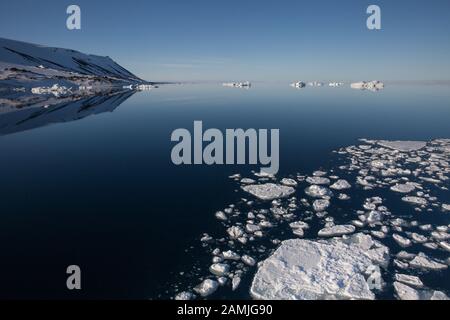 Meereis, Packeis und Landschaften, Franz Josef Land Stockfoto