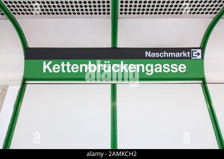 Kettenbruckengasse Station, Wien, Österreich, Europa. Stockfoto