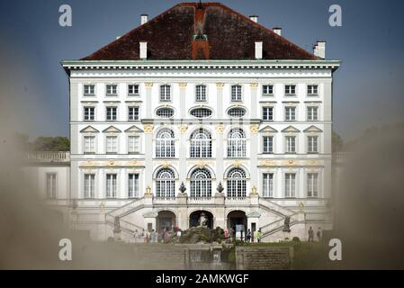 Blick auf das Schloss Nymphenburg in München. [Automatisierte Übersetzung] Stockfoto