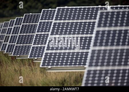 Freiraumphotovoltaik bei Moorenweis. [Automatisierte Übersetzung] Stockfoto