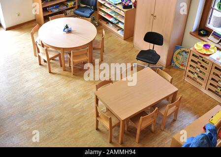 Thema: Mit einem Schnupperwochenende im Haus für Kinder in der Preysingstraße in Haidhausen will die Stadt München die Erzieherinnen für ihre Kindertagesstätten gewinnen. Das Bild zeigt einen Blick ins Innere. [Automatisierte Übersetzung] Stockfoto