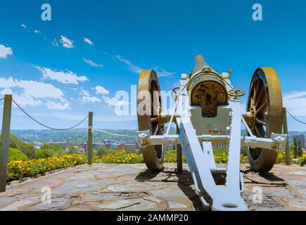 Canon bei Union Buildings in Pretoria, Südafrika. Stockfoto