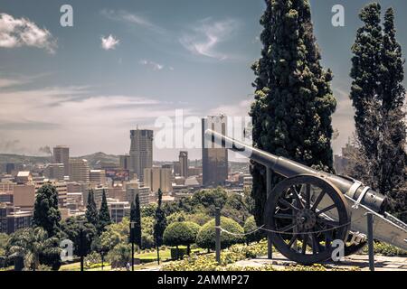 Canon bei Union Buildings in Pretoria, Südafrika. Stockfoto