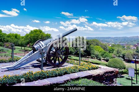 Canon bei Union Buildings in Pretoria, Südafrika. Stockfoto