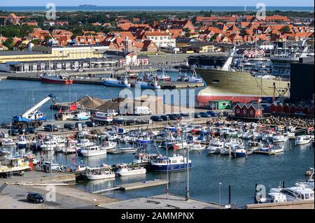 Blick auf den Hafen von Skagen von der Cunard Schiff Queen Elizabeth Stockfoto