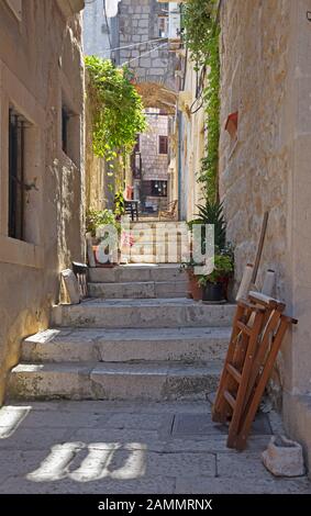 Korcula - Die eine ailse der Altstadt. Stockfoto