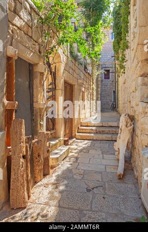 Korcula - Die eine ailse der Altstadt. Stockfoto