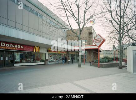 P & O Arndale Shopping Center in Wandsworth, London, im Jahr 1990 Stockfoto