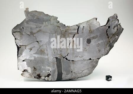 SIKHOTE ALIN - Gefallen am 12. Februar 1947, Seegebiet, Föderierte SSR, URSS. Eisen-Octahedrite IIB. Gesamtmasse 23000 kg+ Stockfoto