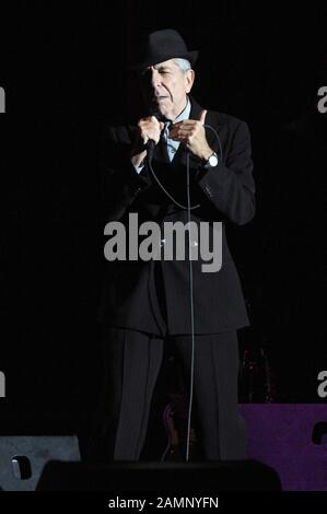 Mailand Italien 23/10/2008 Live-Konzert von Leonard Cohen im Arcimboldi Theater Stockfoto