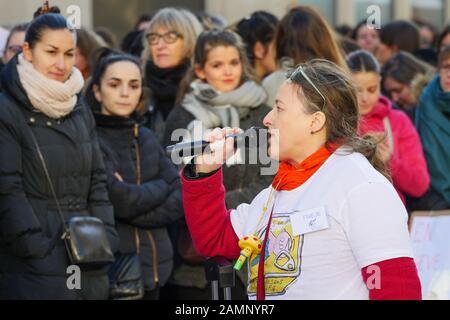 Fachleute aus der frühen Kindheit protestieren gegen die Überfüllung der Kindergärten, Lyon, Frankreich Stockfoto