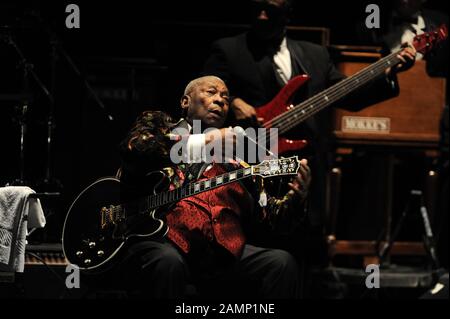 Mailand Italien 09/06/2010 Live-Konzert von B.B.King im Arcimboldi Theater Stockfoto