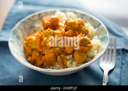 Türkei, Kürbiscurry mit Reis Stockfoto