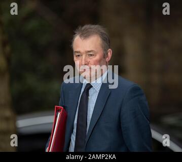 Downing Street, London, Großbritannien. Januar 2020. Simon hart, Staatssekretär für Wales, in der Downing Street für die wöchentliche Kabinettssitzung. Kredit: Malcolm Park/Alamy. Stockfoto