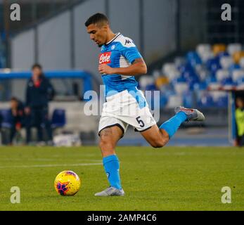 Rom, Kampanien, Italien. Januar 2020. Während des italienischen Fußballpokals SSC Neapel gegen den FC Perugia am 14. Januar 2020 im San Paolo Stadion in Neapel.In Bild: Allan Credit: Fabio Sasso/ZUMA Wire/Alamy Live News Stockfoto