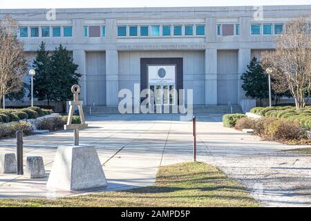 Columbia, SC, USA-9 JANUAR 2010: John E. Swearingen Engineering Center auf dem Campus der University of South Carolina. Stockfoto