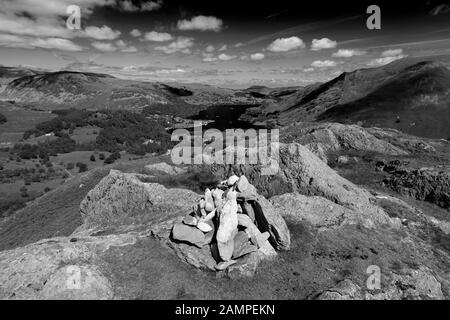 Summit Cairn of Arnison Crag, Ullswater, Lake District National Park, Cumbria, England, Großbritannien Stockfoto