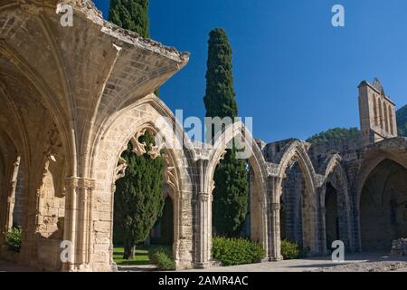 The Cloisters, Béllapais Abbey, Nordzypern Stockfoto