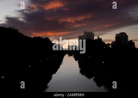 Rideau-Kanal bei Sonnenuntergang Stockfoto