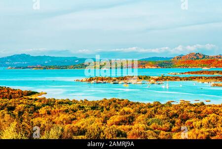 Porto Rotondo auf Golfo Aranci in Costa Smeralda Sardinien Italien Reflex Stockfoto