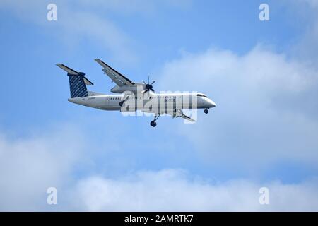 Porter Flugzeug Landung in Toronto, Kanada Stockfoto