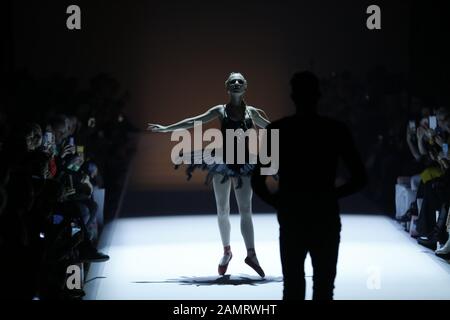 Berlin, Deutschland. Januar 2020. Berlin: Kaschmiropfer präsentiert Herbst/Winter 2020/21-Kollektion (Foto von Simone Kuhlmey/Pacific Press) Credit: Pacific Press Agency/Alamy Live News Stockfoto