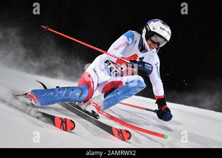 Michelle GISIN (SUI), Action, Einzelaktion, Einzelbild, Ausschneiden, Ganzkörperaufnahme, ganze Figur. Ski Alpin/Slalom für Frauen am 14. Januar 2020 in Flachau. Saison 2019/2020. Weltweite Verwendung Stockfoto