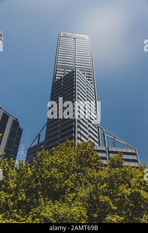 Perth, WESTERN AUSTRALIA - 26. Dezember 2019: Architektur und Details der Straßen von Perth modern CBD Stockfoto