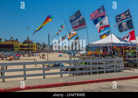 Ansicht der kommunalen Wharf und Strand, Sant Cruz, Kalifornien, Vereinigte Staaten von Amerika, Nordamerika Stockfoto