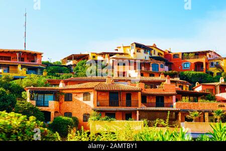 Bauarchitektur im Porto Cervo Resort Sardinien Italien Reflex Stockfoto