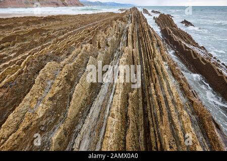 Flysch dramatische Felsformationen baskenland in Zumaia, Spanien Stockfoto