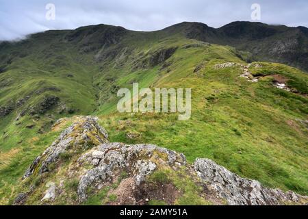 Blick auf High Hartsop Dodd Fell, Hartsop Village, Kirkstone Pass, Lake District National Park, Cumbria, England, UK High Hartsop Dodd Fell ist einer der Th Stockfoto